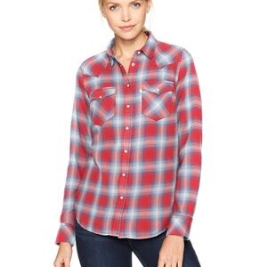 Levi’s Tailored Fit Pearl Snap Red and Blue Plaid shirt. Western. Cowgirl. EUC.